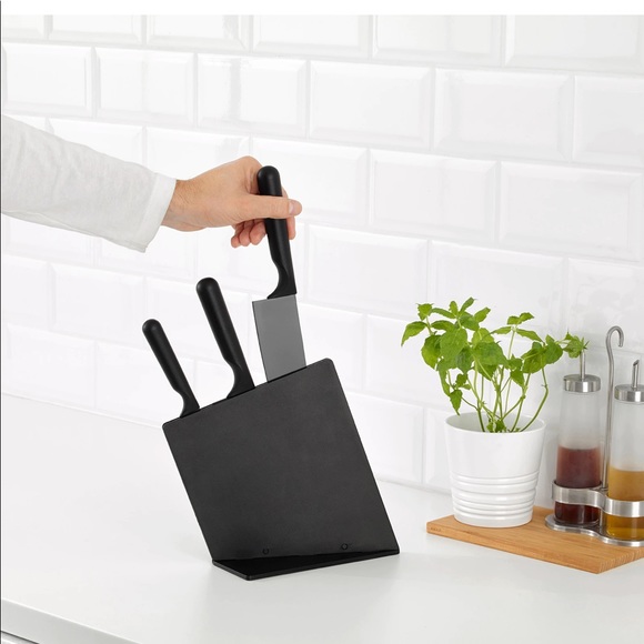 IKEA Other - IKEA knife block with three knives